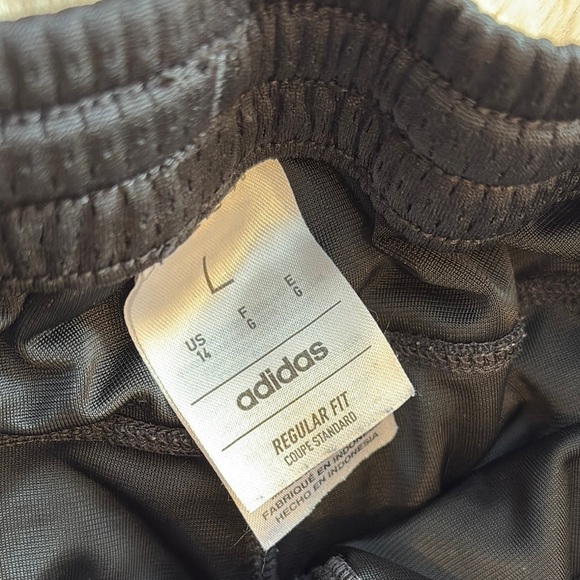 Adidas Black and White Athletic Shorts size youth 14 - Picture 4 of 8